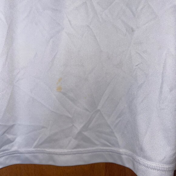 Under Armour Youth Loose Fit White T-Shirt American Flag Logo HeatGear UPF 40 M - Picture 6 of 6